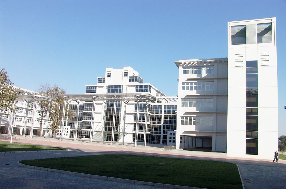 天津醫(yī)學(xué)高等?？茖W(xué)校教學(xué)樓